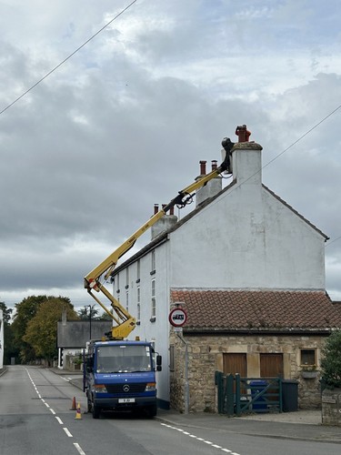 Cherry picker hire - picker,