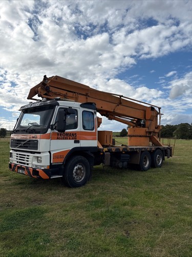 Truck mounted cherry picker - truck,