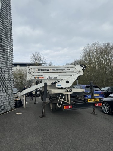 20m cherry picker - cherry,